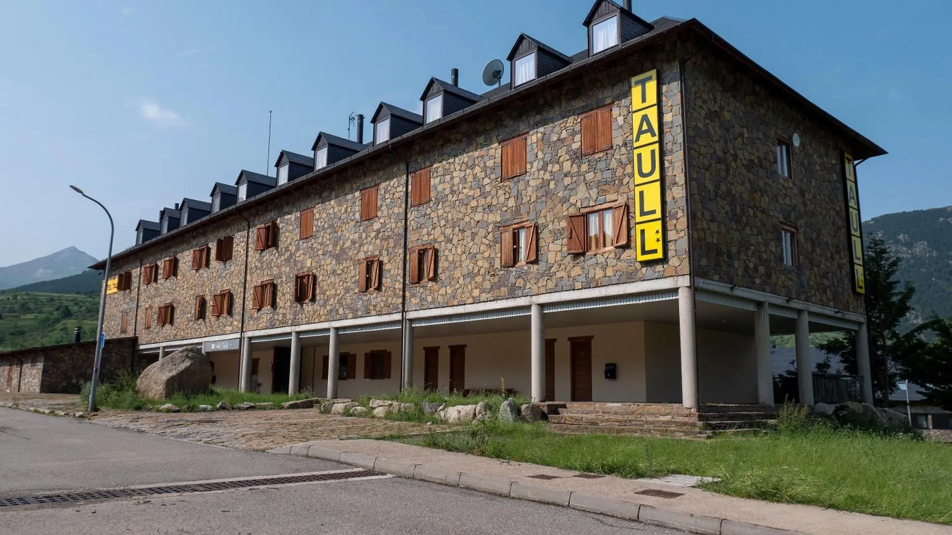 Hotel Tauell Pla de l'Ermita