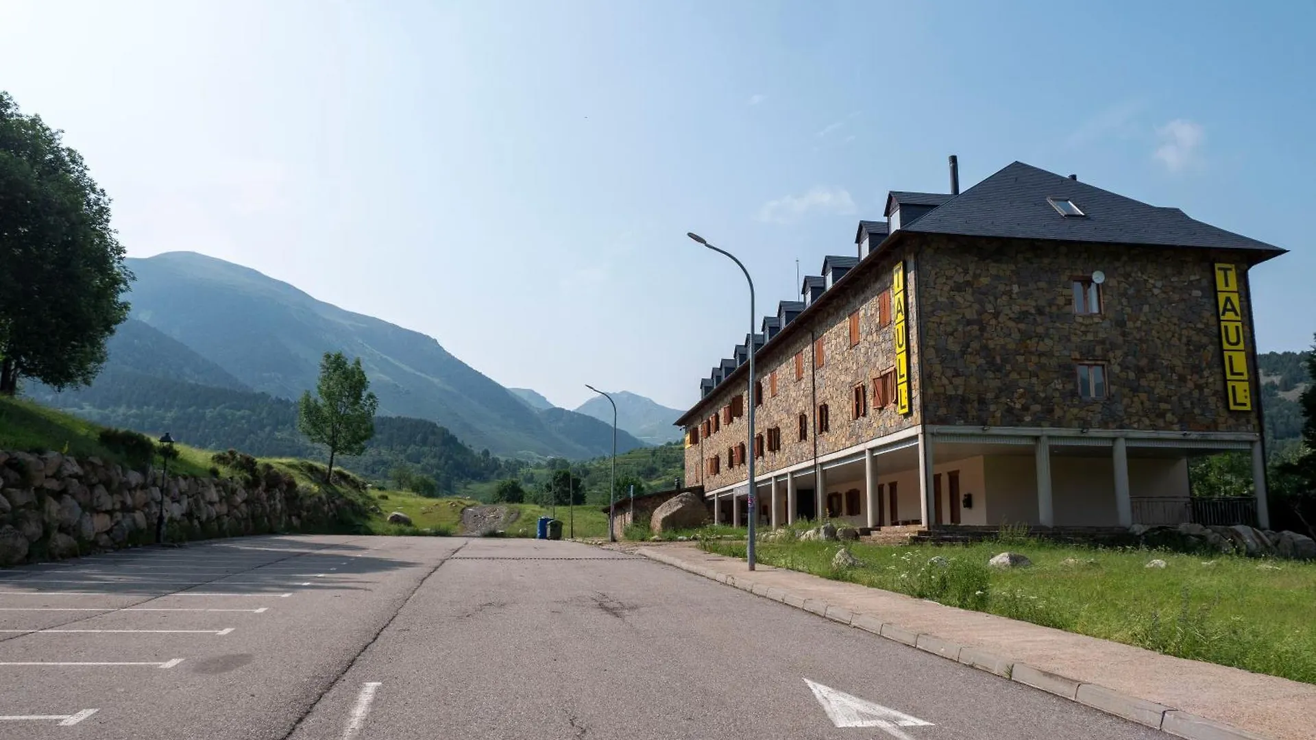 Hotel Tauell Pla de l'Ermita