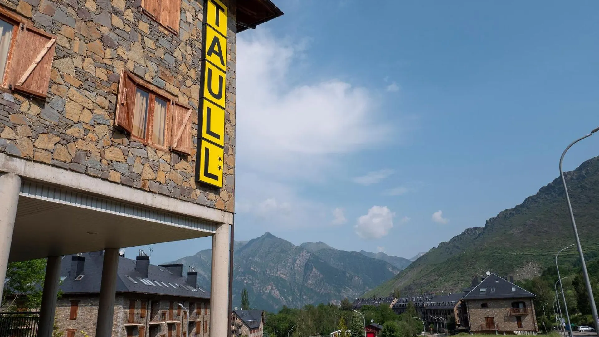 Hotel Tauell Pla de l'Ermita 2*,